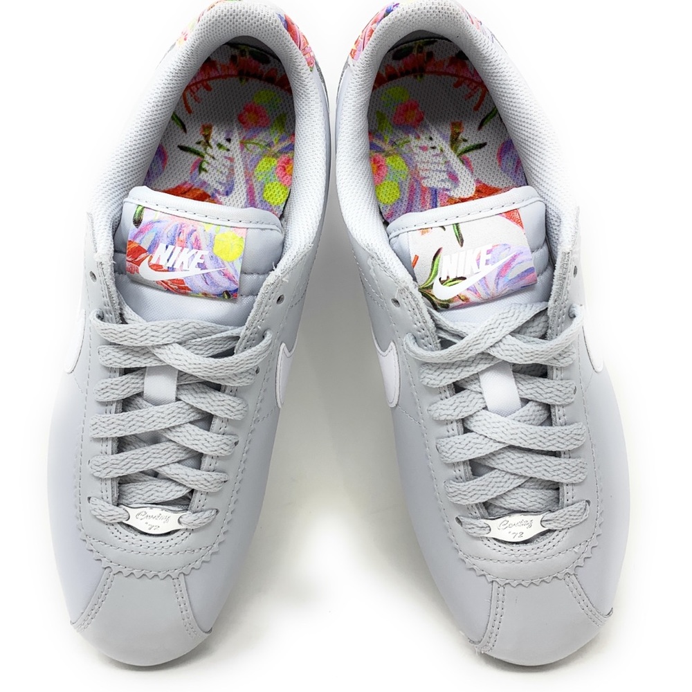 WMNS Classic Cortez Nylon "Pure Platinum/White - Picture 6 of 7